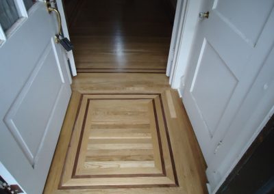 Wood floor sandless refinishing